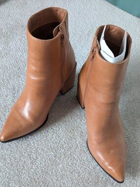 ALDO Cognac Pointed Toe Heeled Ankle Boot (Style Myriame) - EUC